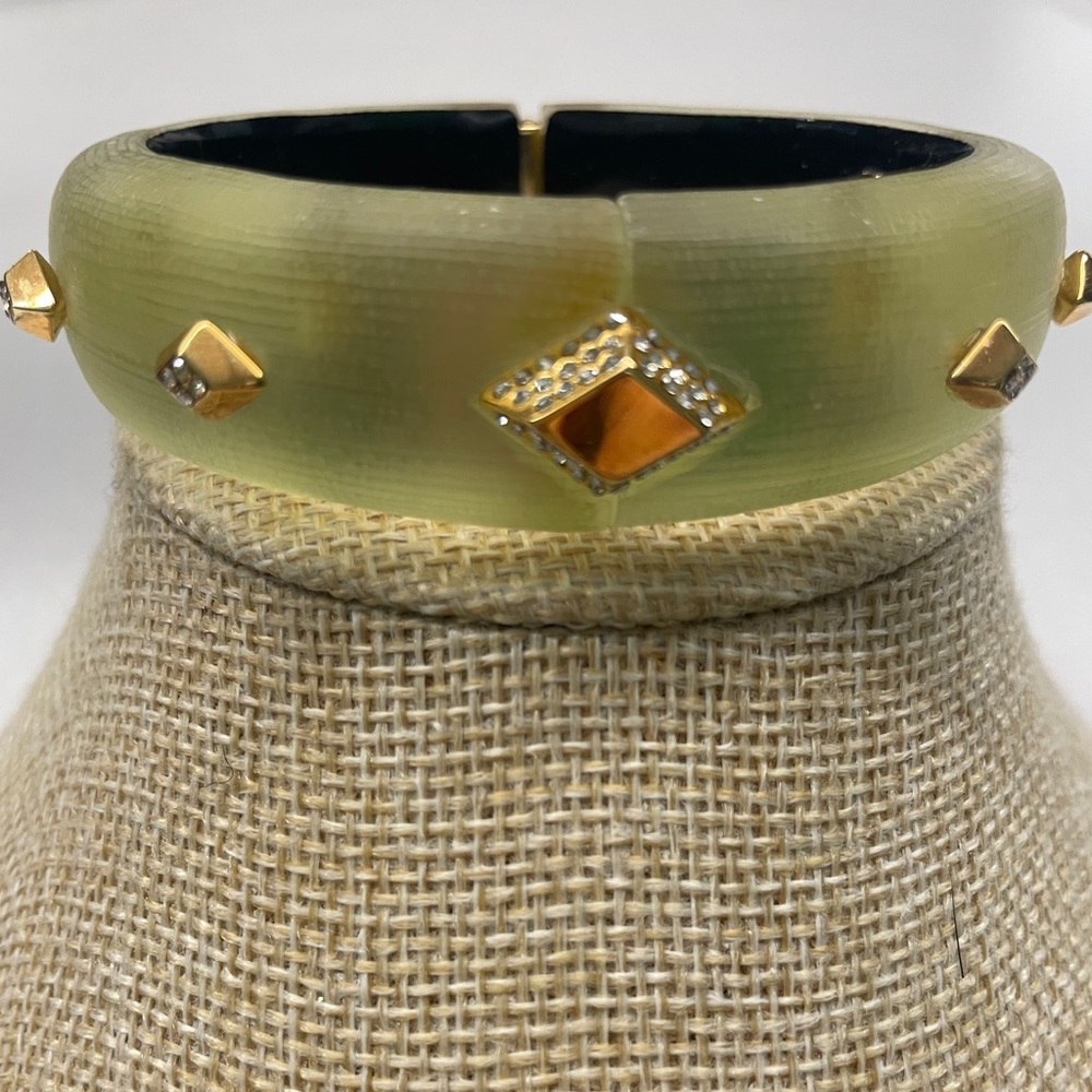 NWOT Alexis Bittar Green Crystal Studded Lucite Hinge Bracelet
